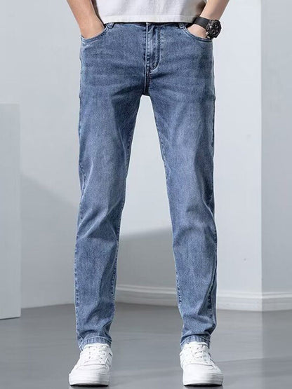 Men Regular Fit Mid-Rise Light Fade Jeans