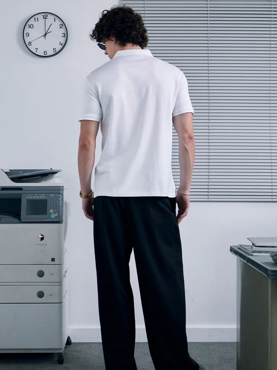 Men Solid Polo Collar T-shirt