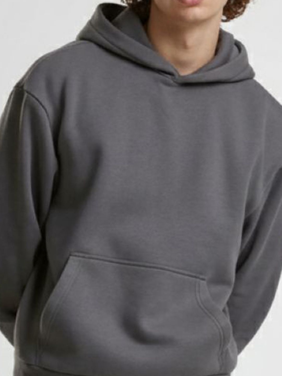 Men Solid Full Sleeve Hooded Sweatshirt