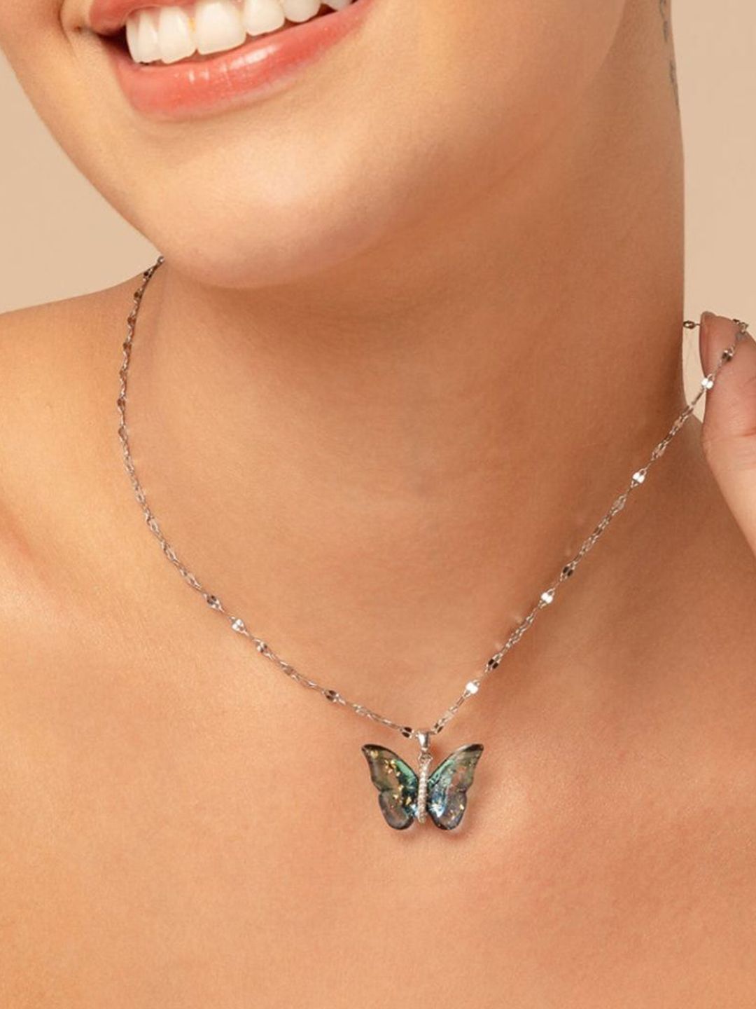 SALTY Pack of 2 Women Vibrant Blue Silver Winged Beauty Necklace