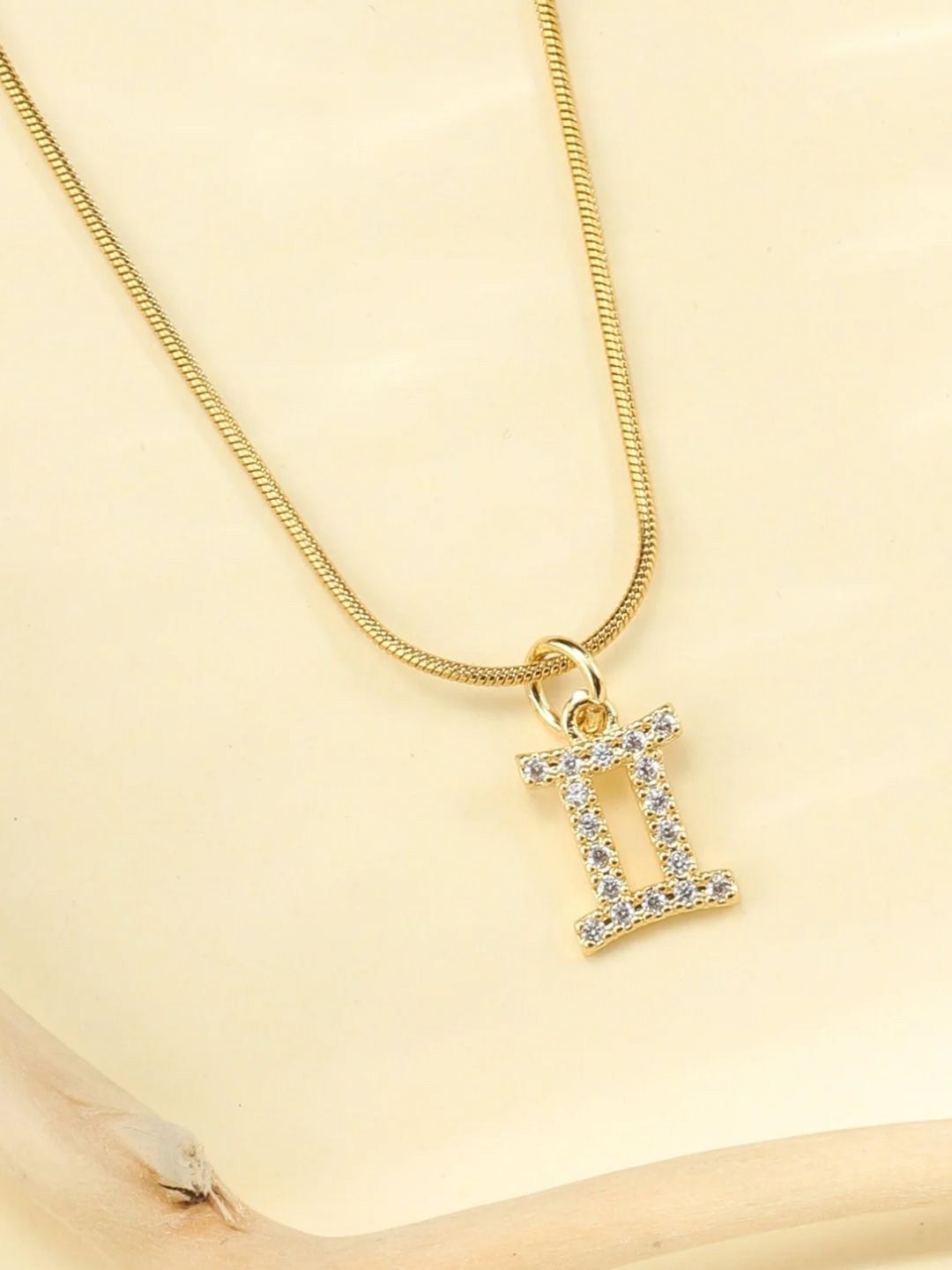 SALTY Set Of 2 Aries & Gemini Pendant With Chain