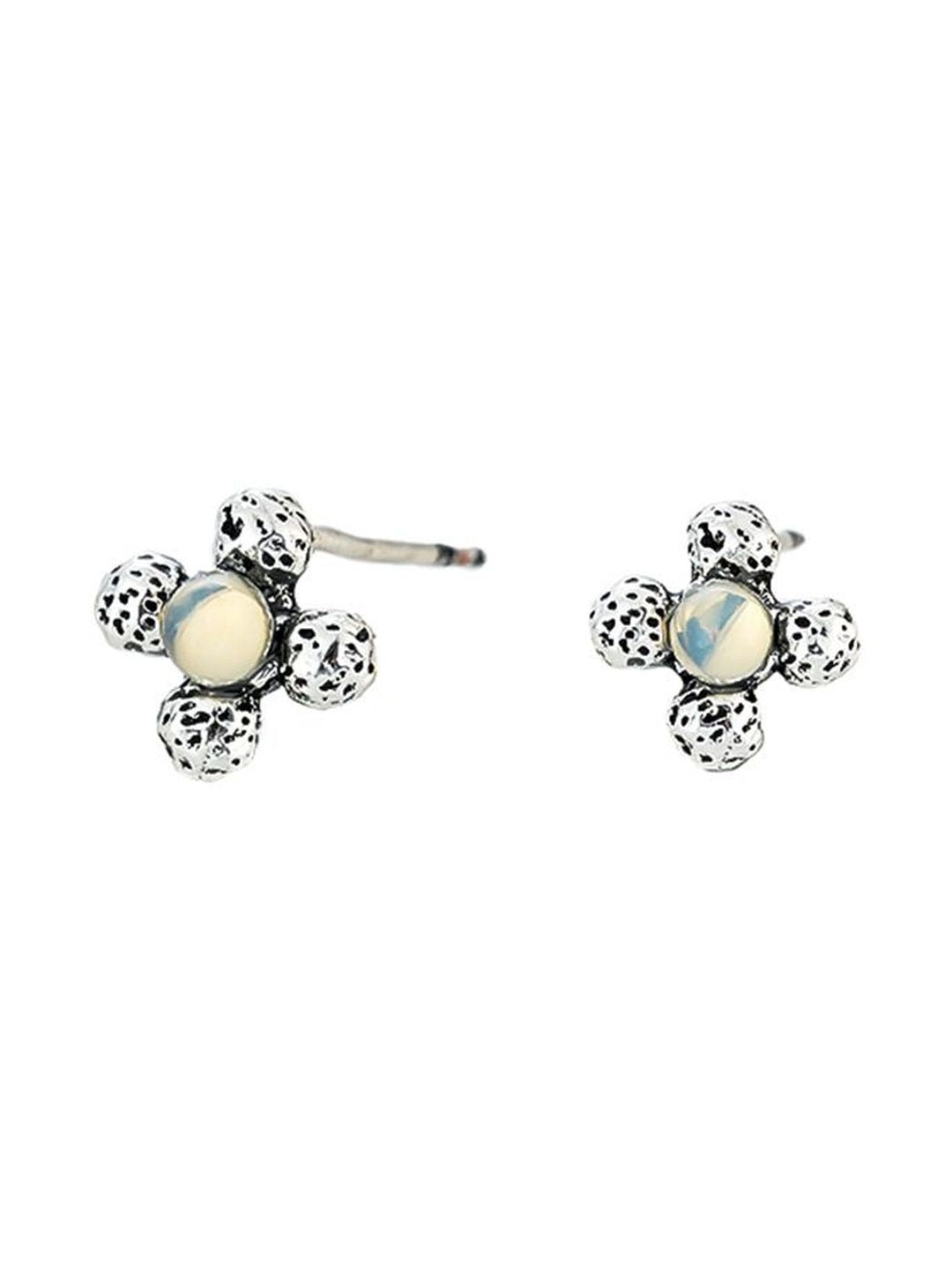 Classic Studs Earrings