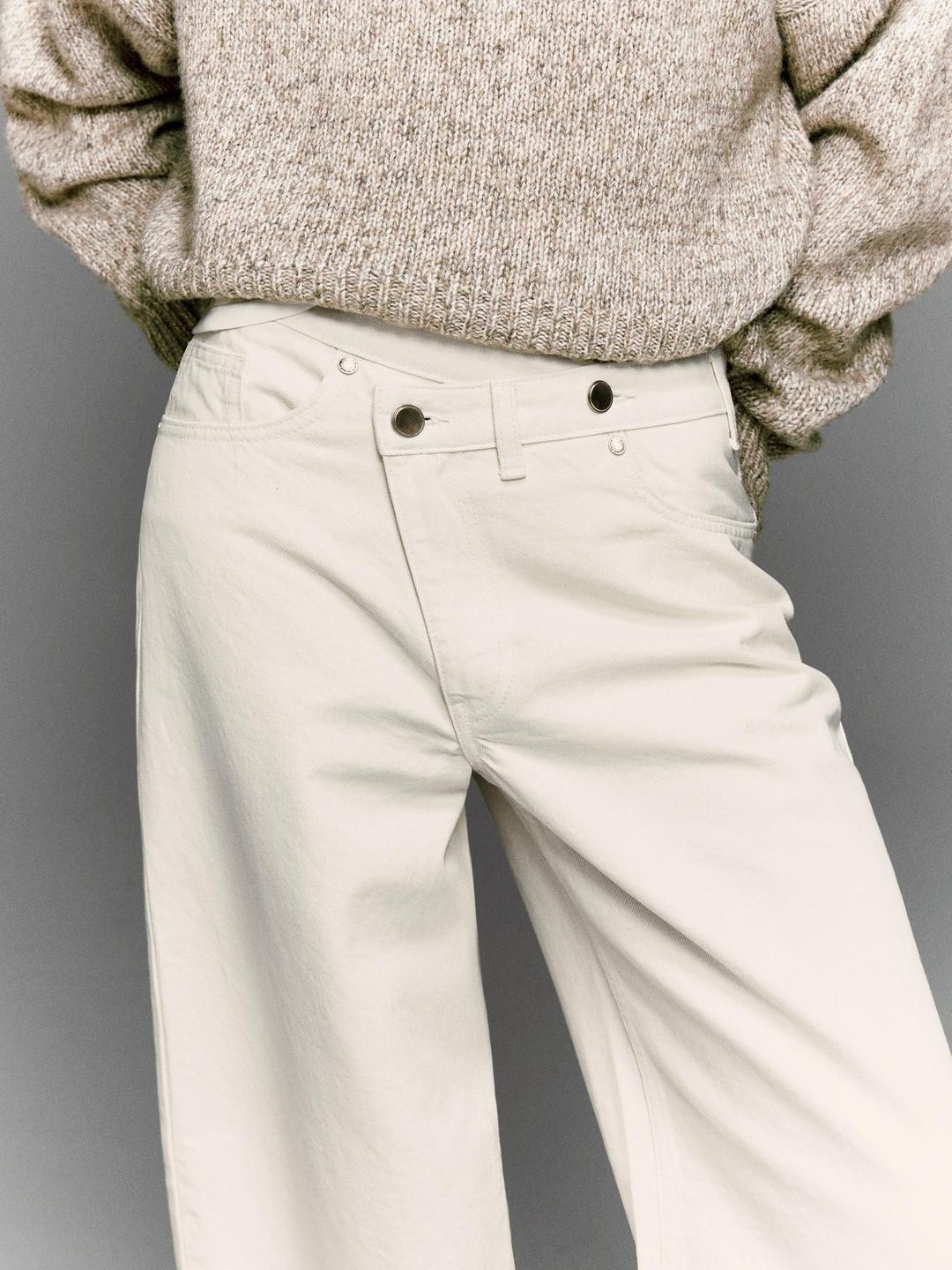 Women Wide Leg Mid-Rise Jeans