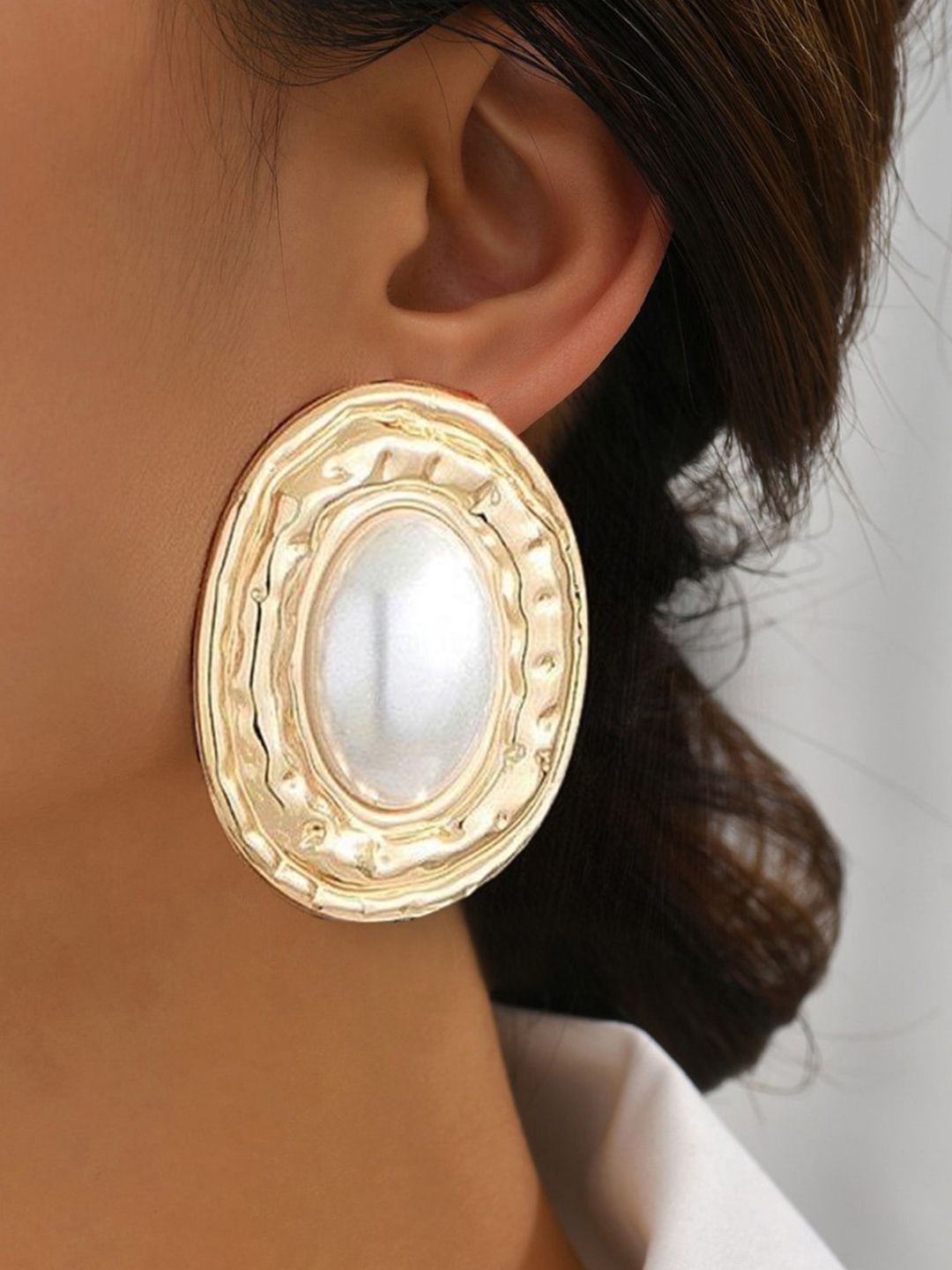 Circular Studs Earrings