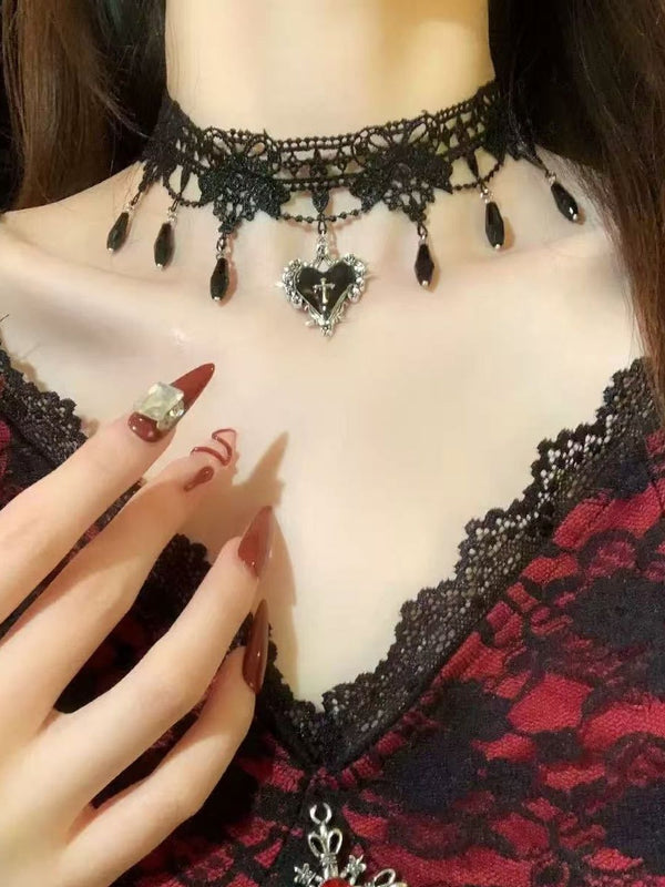 Choker Necklace