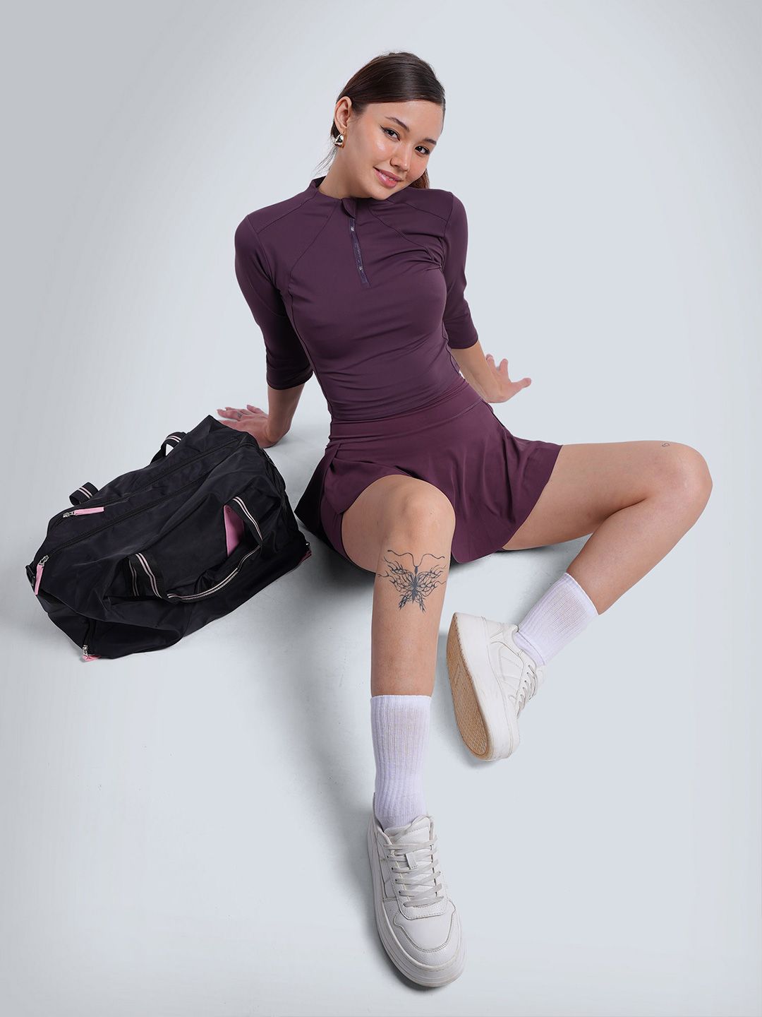 Women Wine Silhouette Zip Top