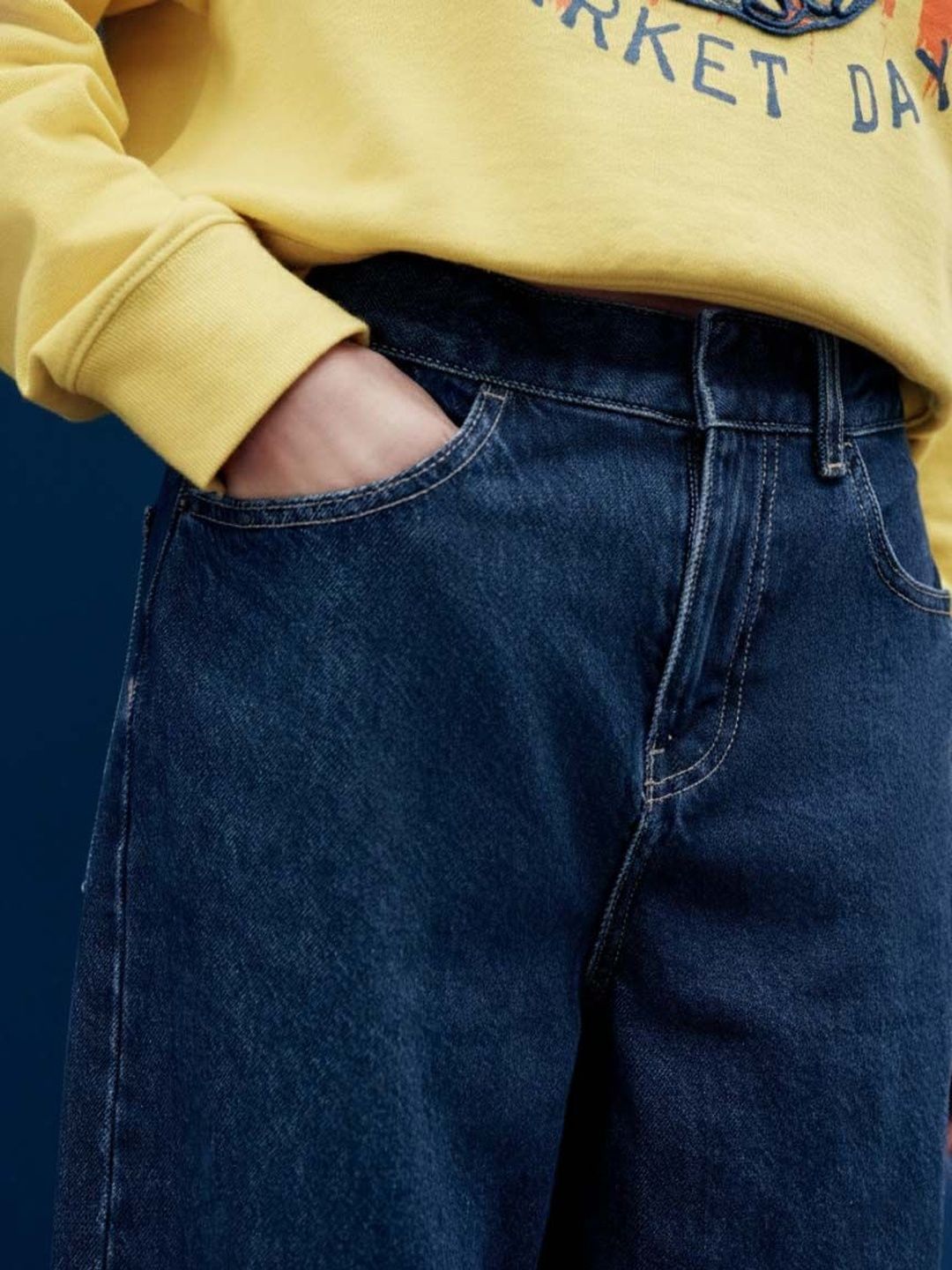 Women Classic Wide Leg High-Rise Stretchable Jeans