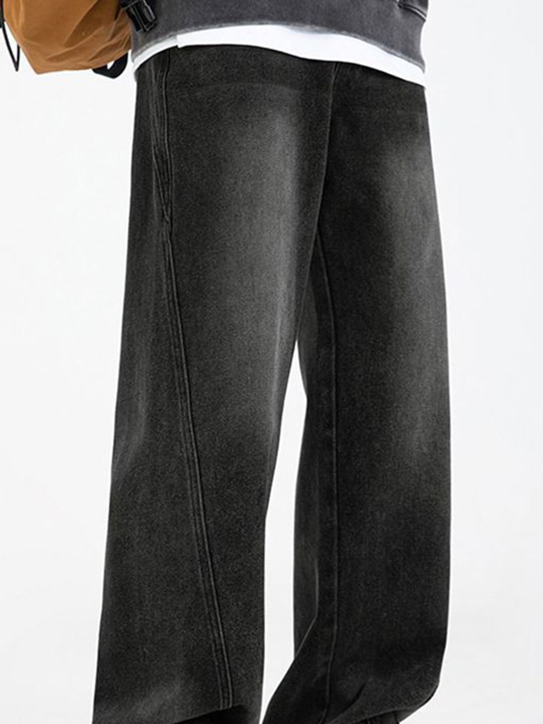 Men Mid-Rise Light Fade Retro Denims Jeans
