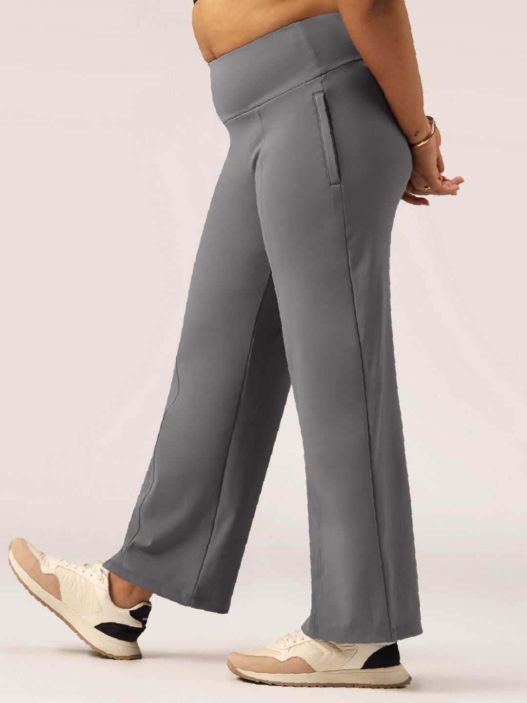 Women Relaxed High-Rise Wrinkle Free Trousers