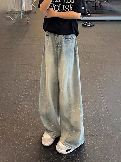 Men Wide Leg Mid-Rise Light Fade Jeans