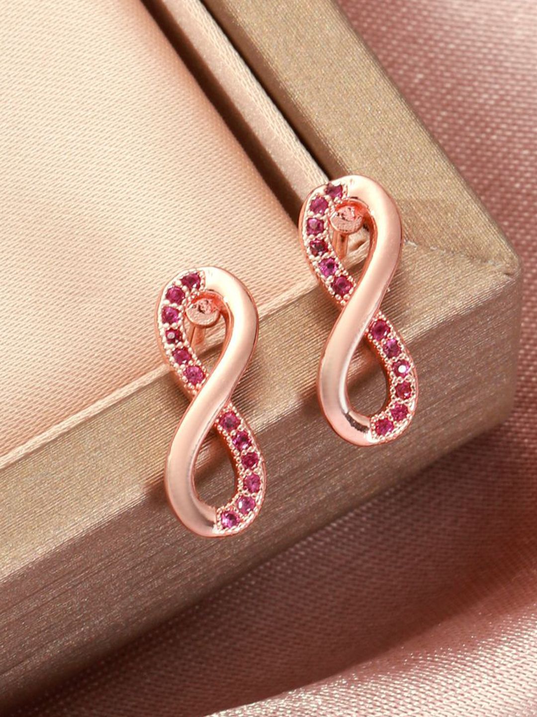 SALTY Pack of 2 Women Limitless Infinity Twist Red Earrings