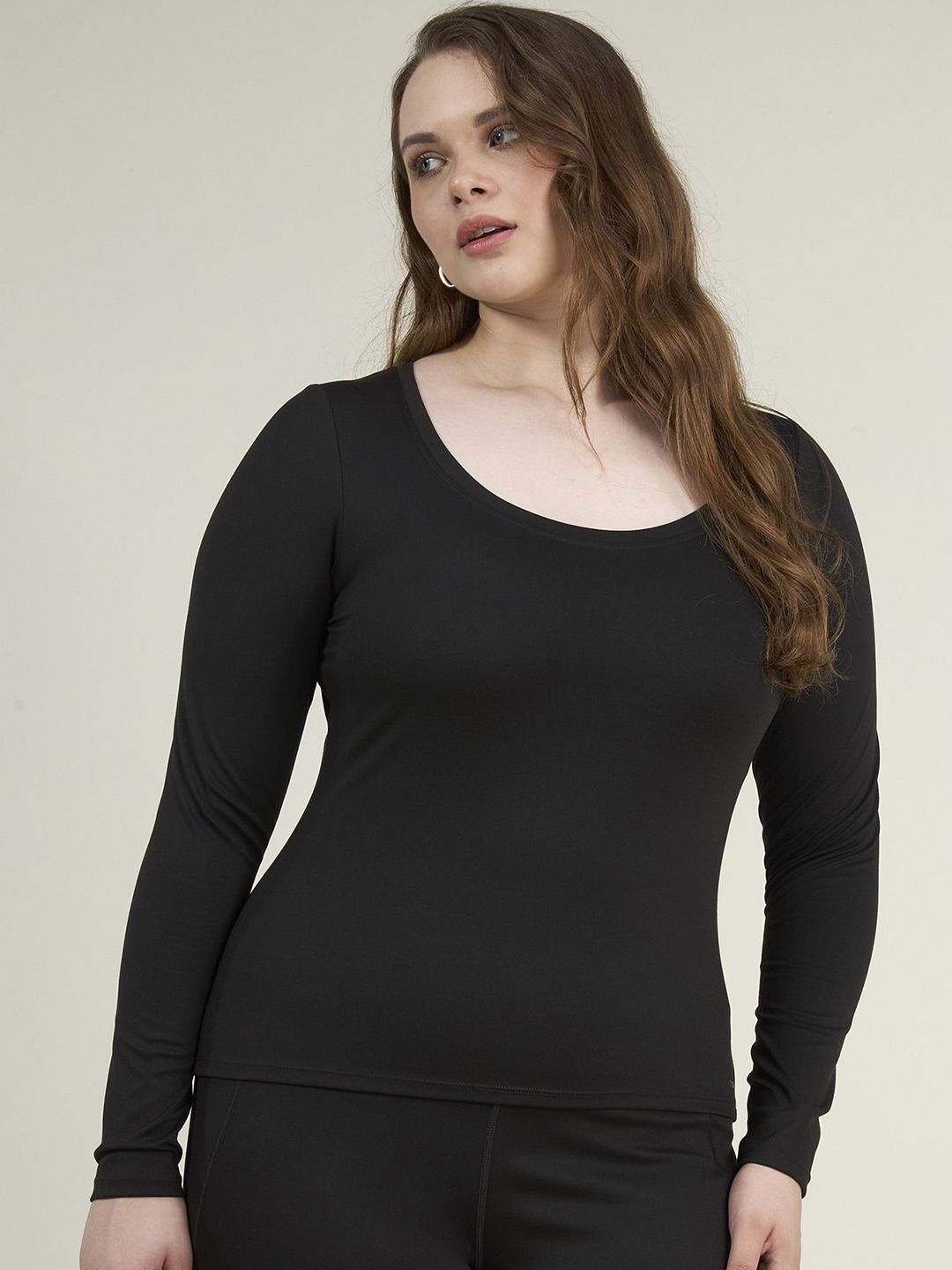 Black Sculpt Scoop Top