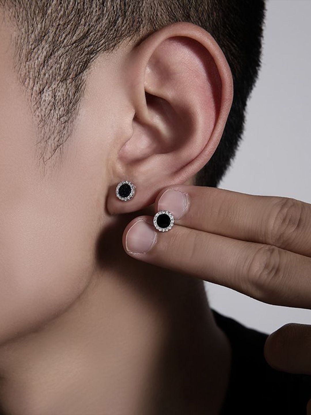 Stainless Steel Silver Plated Studded Circular Shaped Studs