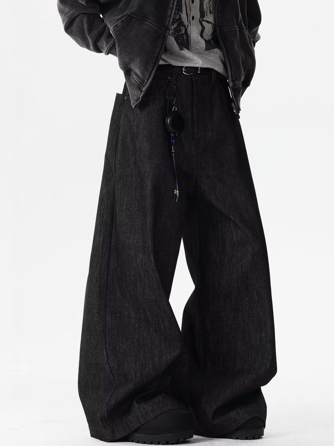 Men Wide Leg Mid-Rise Light Fade Jeans