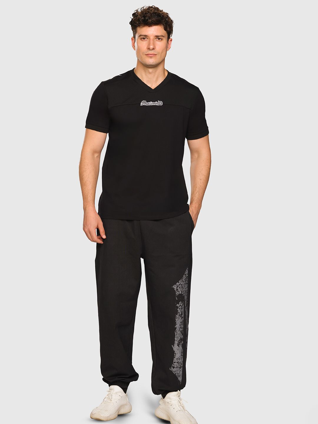 Men Graphic Printed V-Neck T-shirt