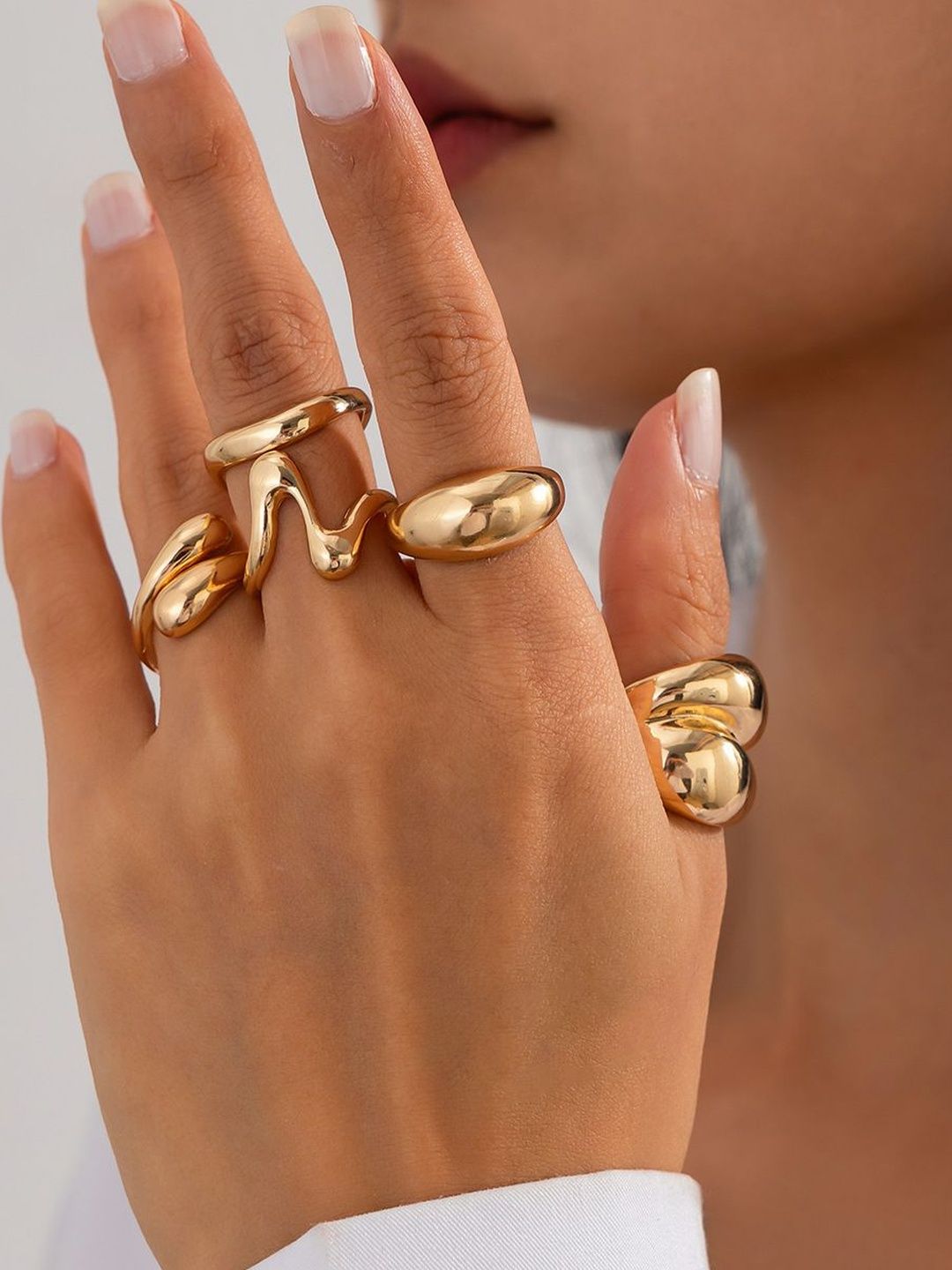Set of 5 Gold-Plated Finger Ring
