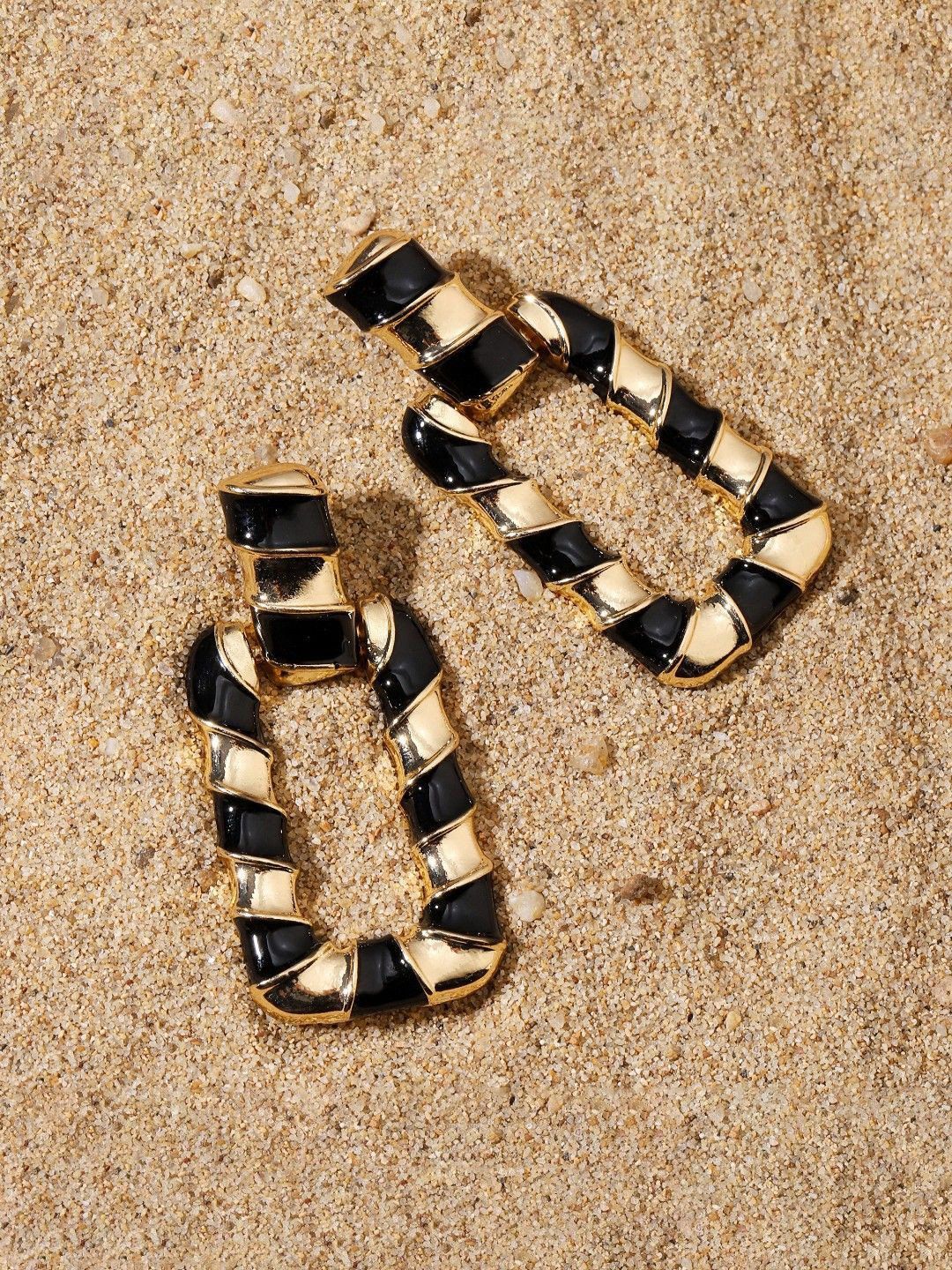 SALTY Gleaming Luxury Drop Earrings