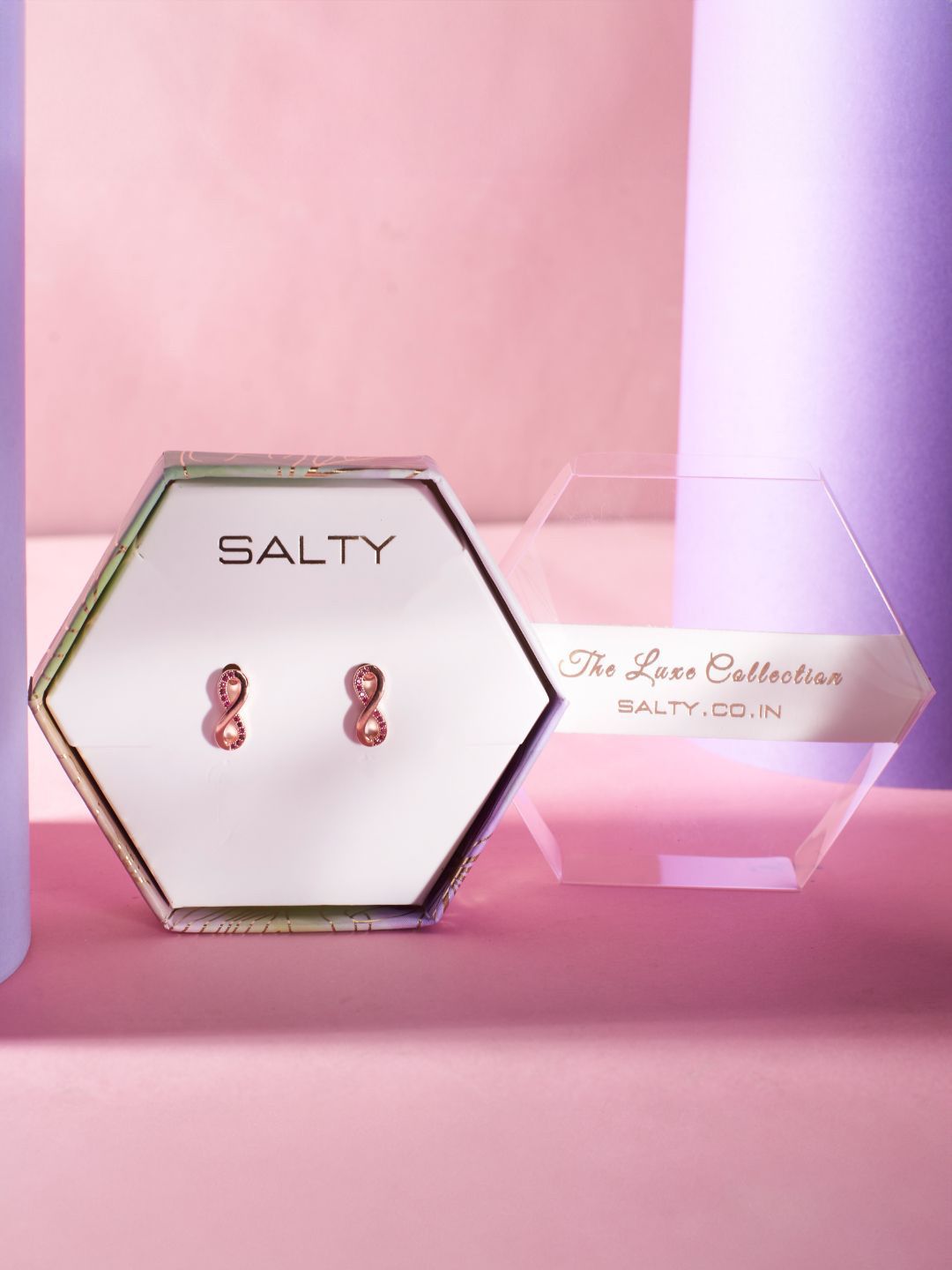 SALTY Pack of 2 Women Limitless Infinity Twist Red Earrings
