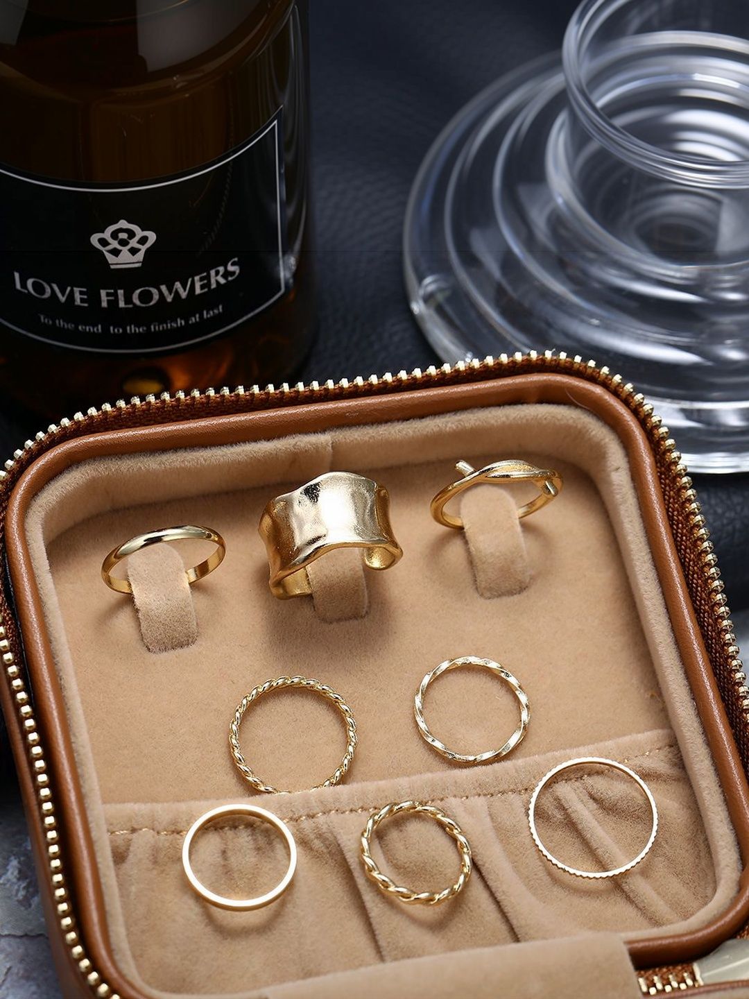 Set of 8 Gold-Plated Finger Rings