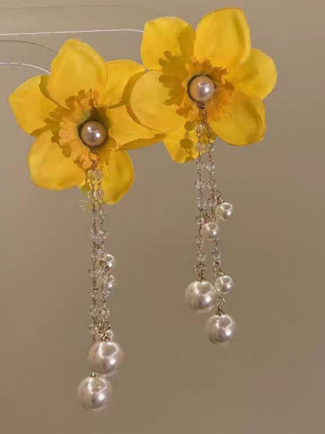 Floral Artificial Stones and Beads Drop Earrings
