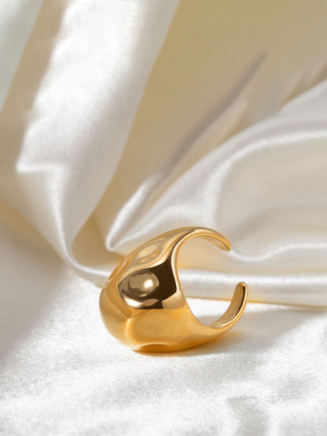 SALTY Gold-Plated Stainless Steel Glamour Chunk Adjustable Finger Ring