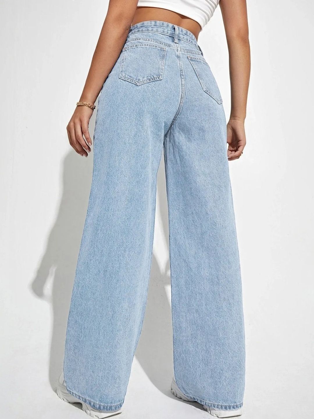 Women Classic Wide Leg High-Rise Light Fade Stretchable Jeans