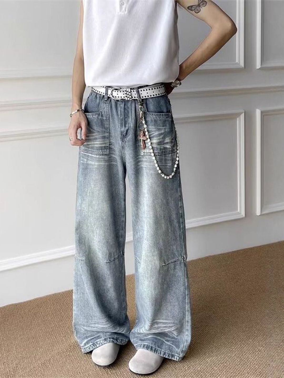 Men Flared Low-Rise Cotton Jeans