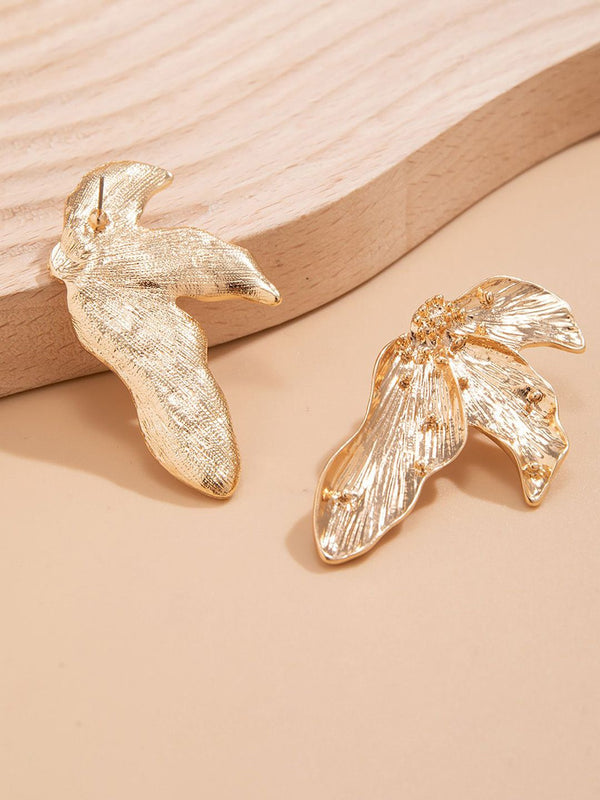 Leaf Shaped Studs Earrings