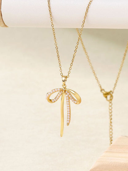 SALTY Cupids Bow Artificial Stones Studded Pendant With Chain