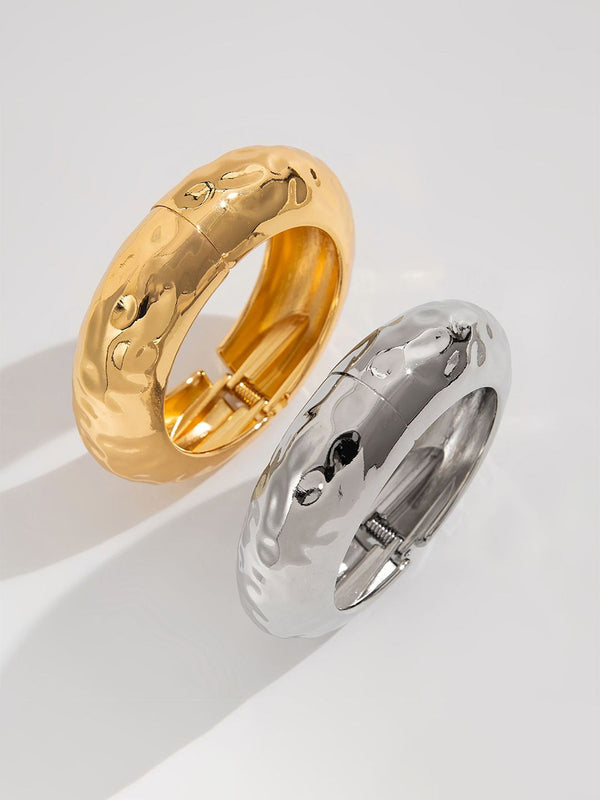 Women Gold-Plated Kada Bracelet
