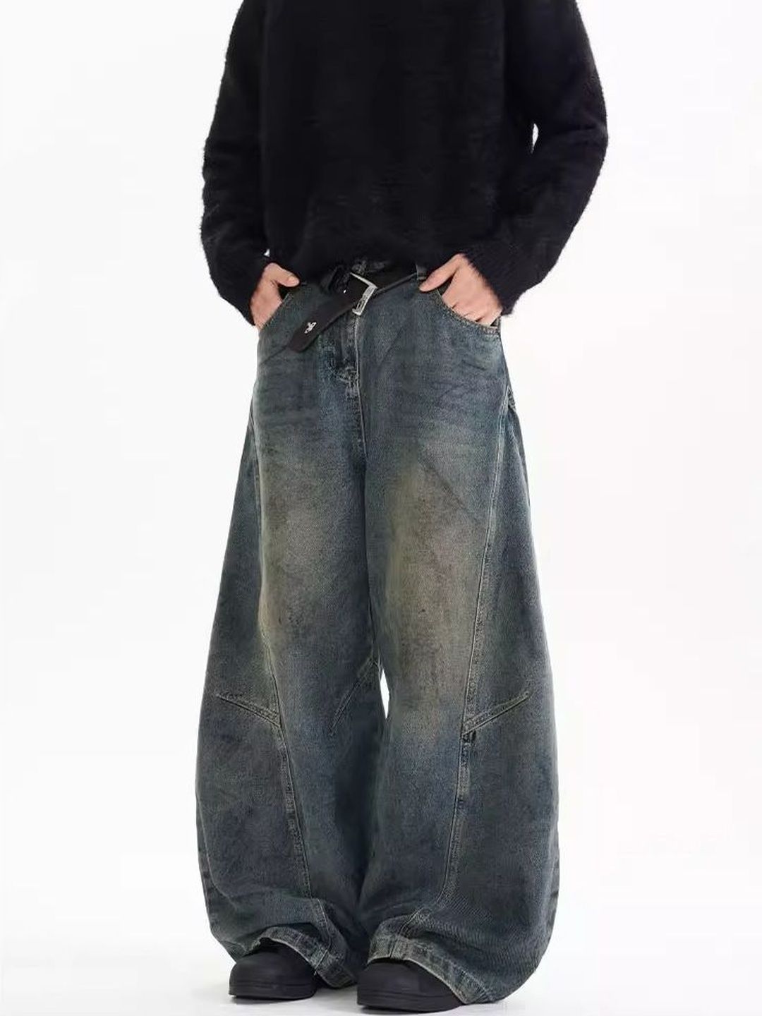 Men Wide Leg Mid-Rise Light Fade Jeans