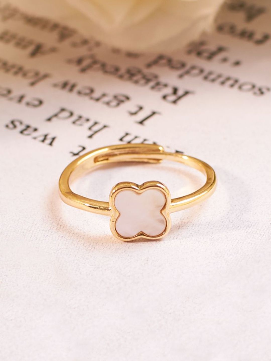 SALTY Gold-Plated Finger Ring