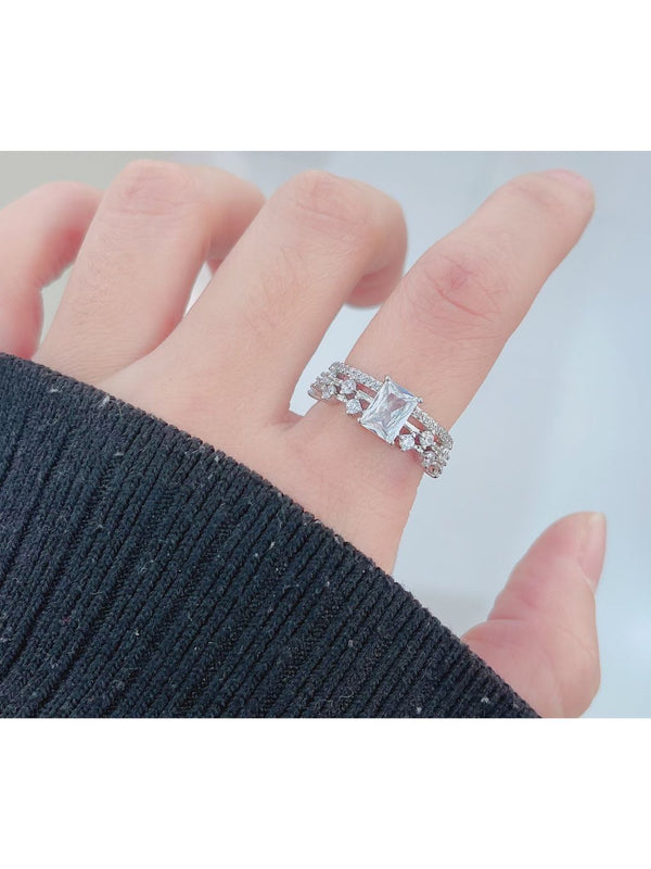 SALTY Jewel Of The Maharani Ring For Women & Girls Finger Ring Jewellery Accessories