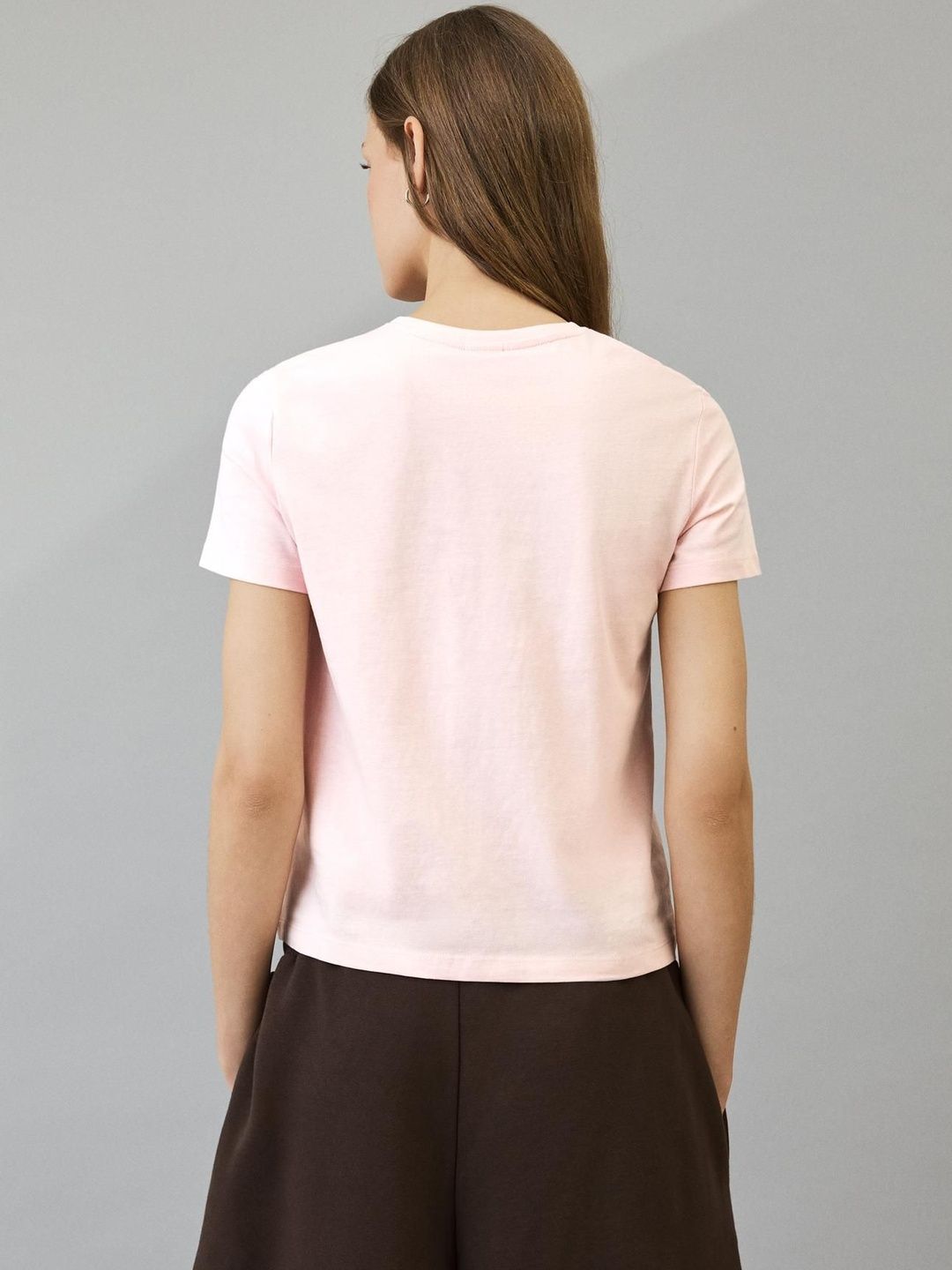 Basic short sleeve T-shirt