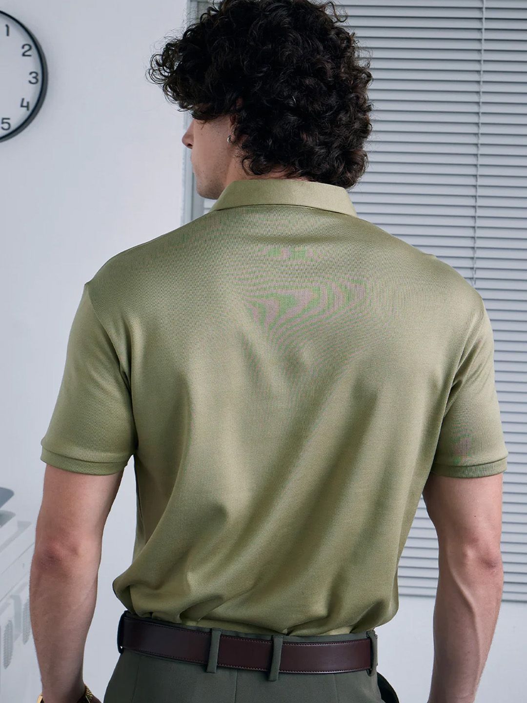 Men Solid Polo Collar T-shirt