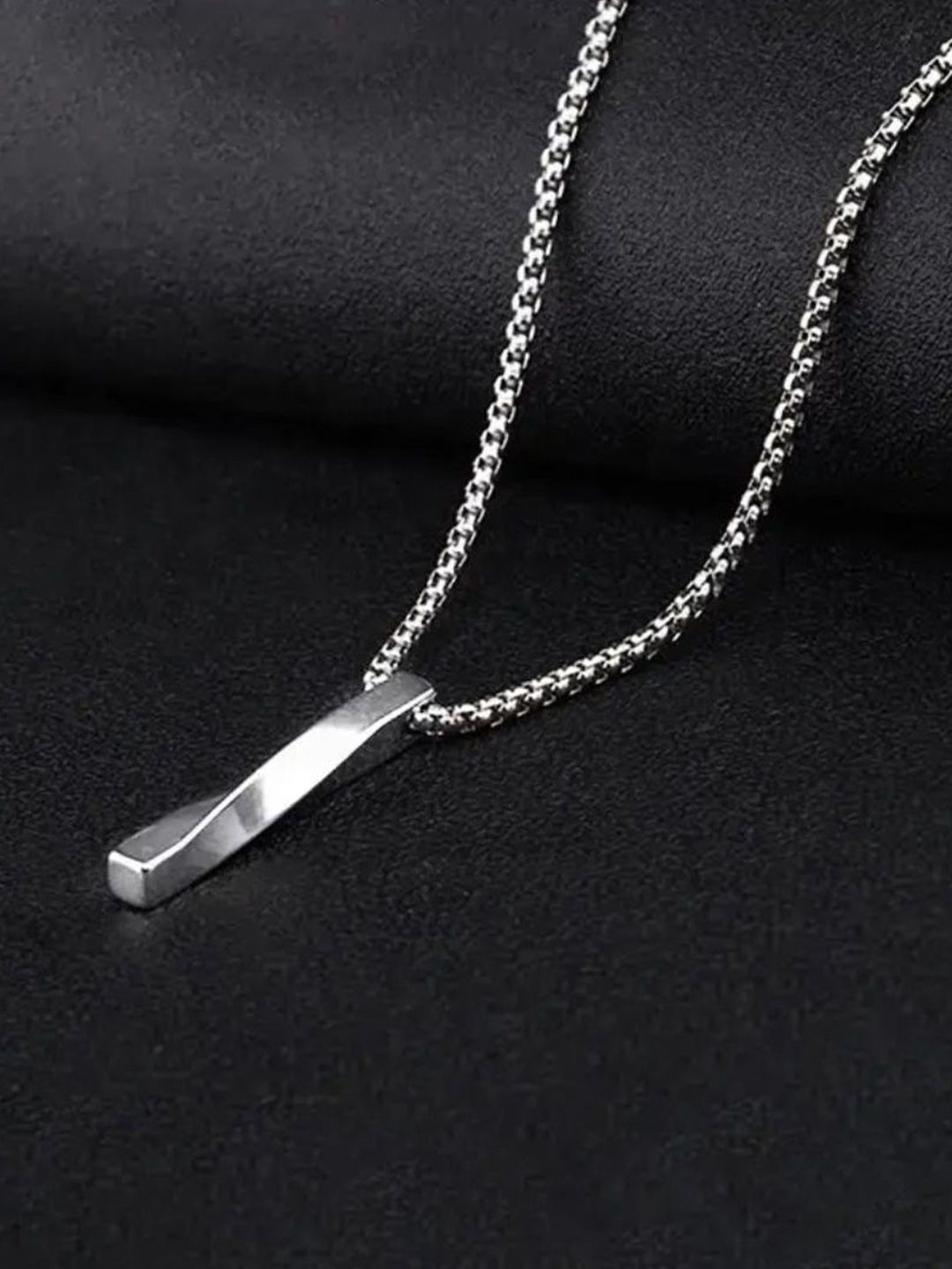 SALTY Men Set Of 2 Rebel & Collier Pendant With Chain