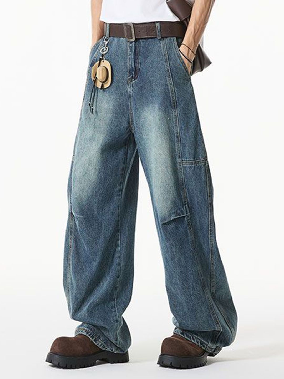 Men Wide Leg Low-Rise Heavy Fade Jeans