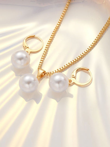 Gold-Plated Beaded Studded Jewellery Set