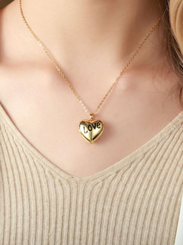 SALTY Heart Shaped Pendant With Chain