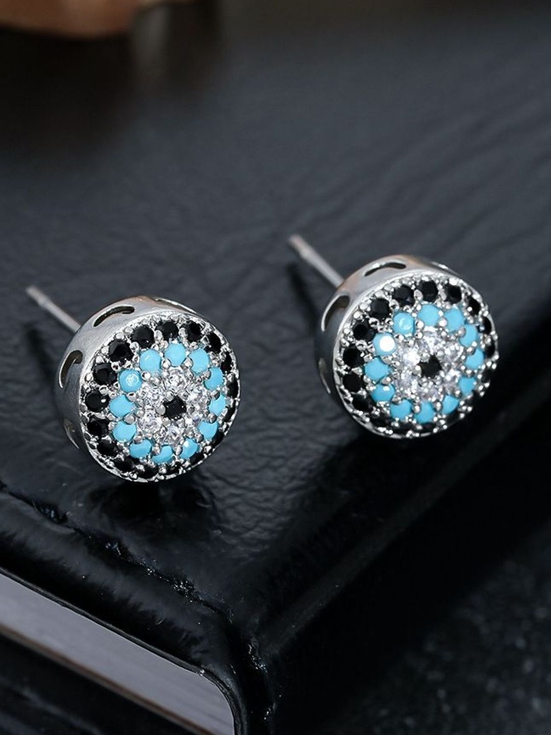 Men Silver-Plated Zircon Studded Circular Shaped Studs
