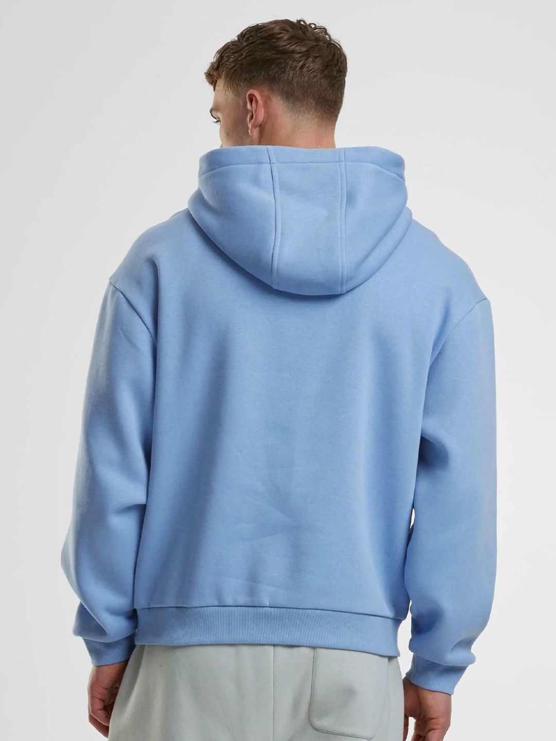 Men Solid Hooded Neck Long Sleeves Regular Pullover Sweatshirt