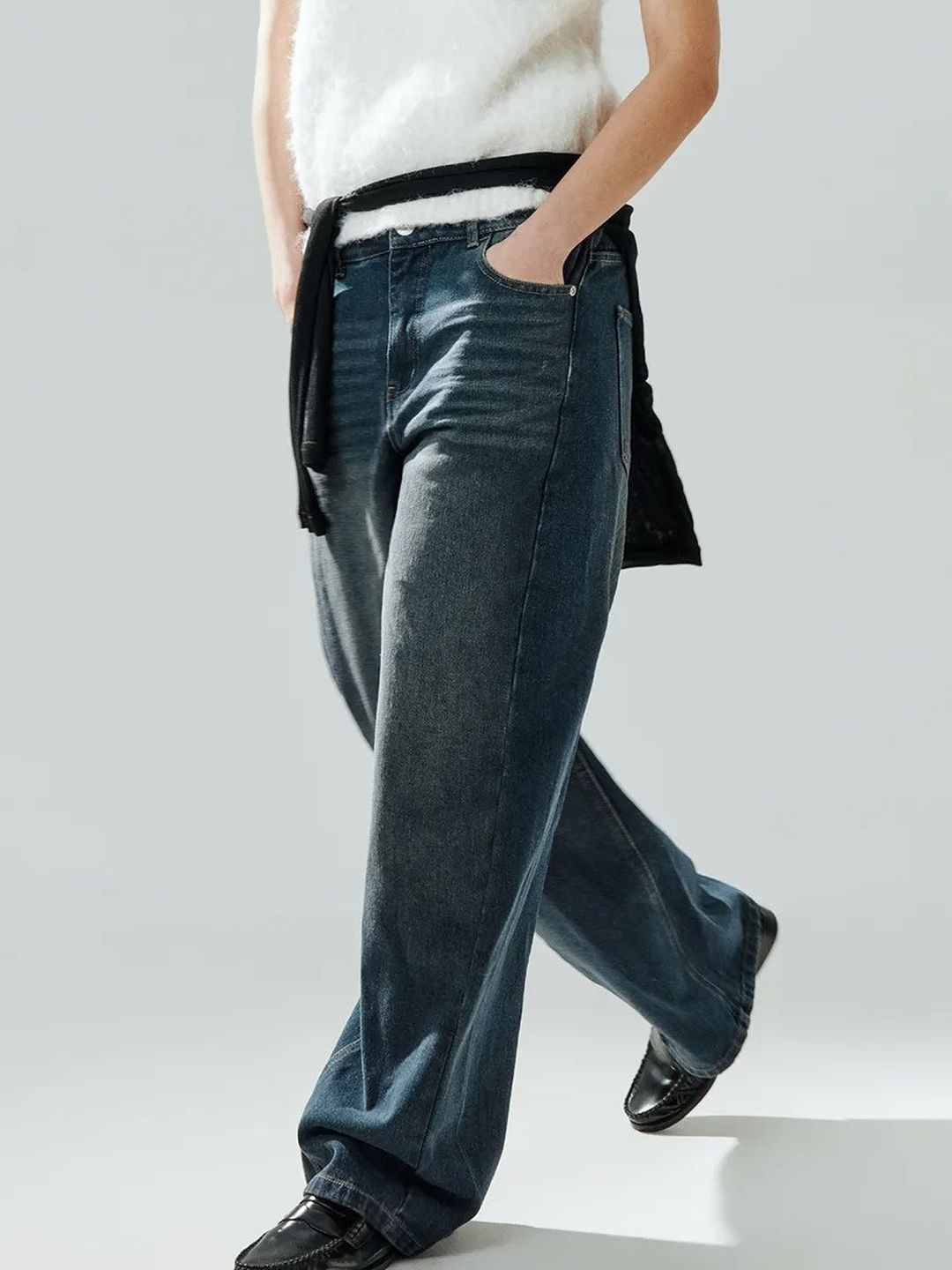 Women Smart Regular Fit High-Rise Light Fade Stretchable Jeans