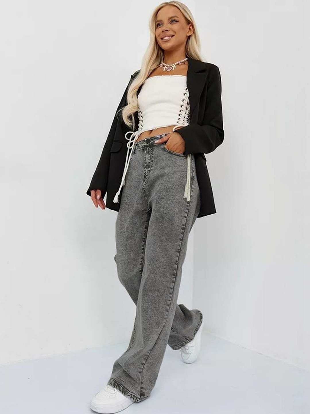 Women Relaxed Fit High-Rise Light Fade Jeans