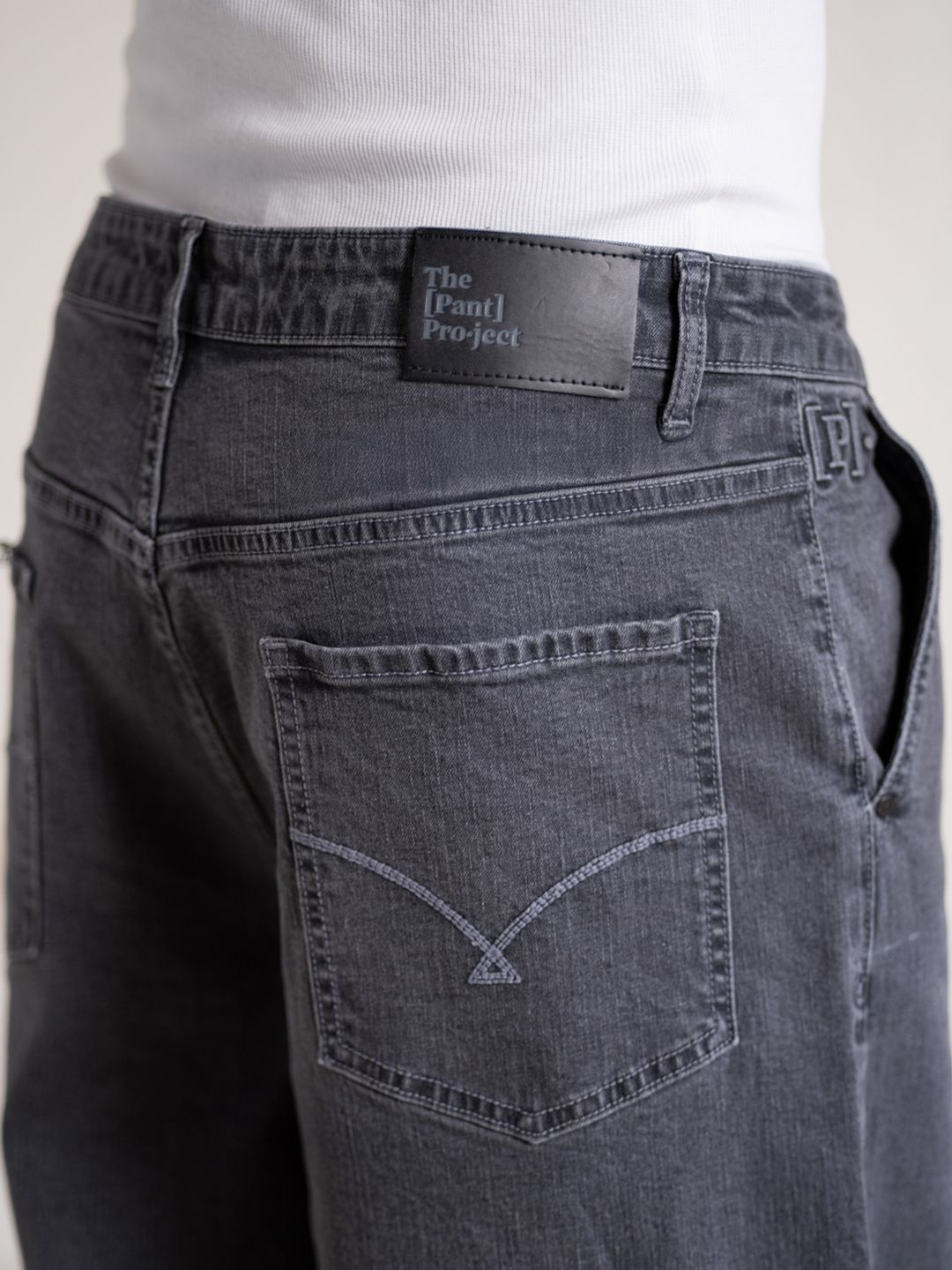 Men Comfort Baggy Fit Mid-Rise Stretchable Jeans
