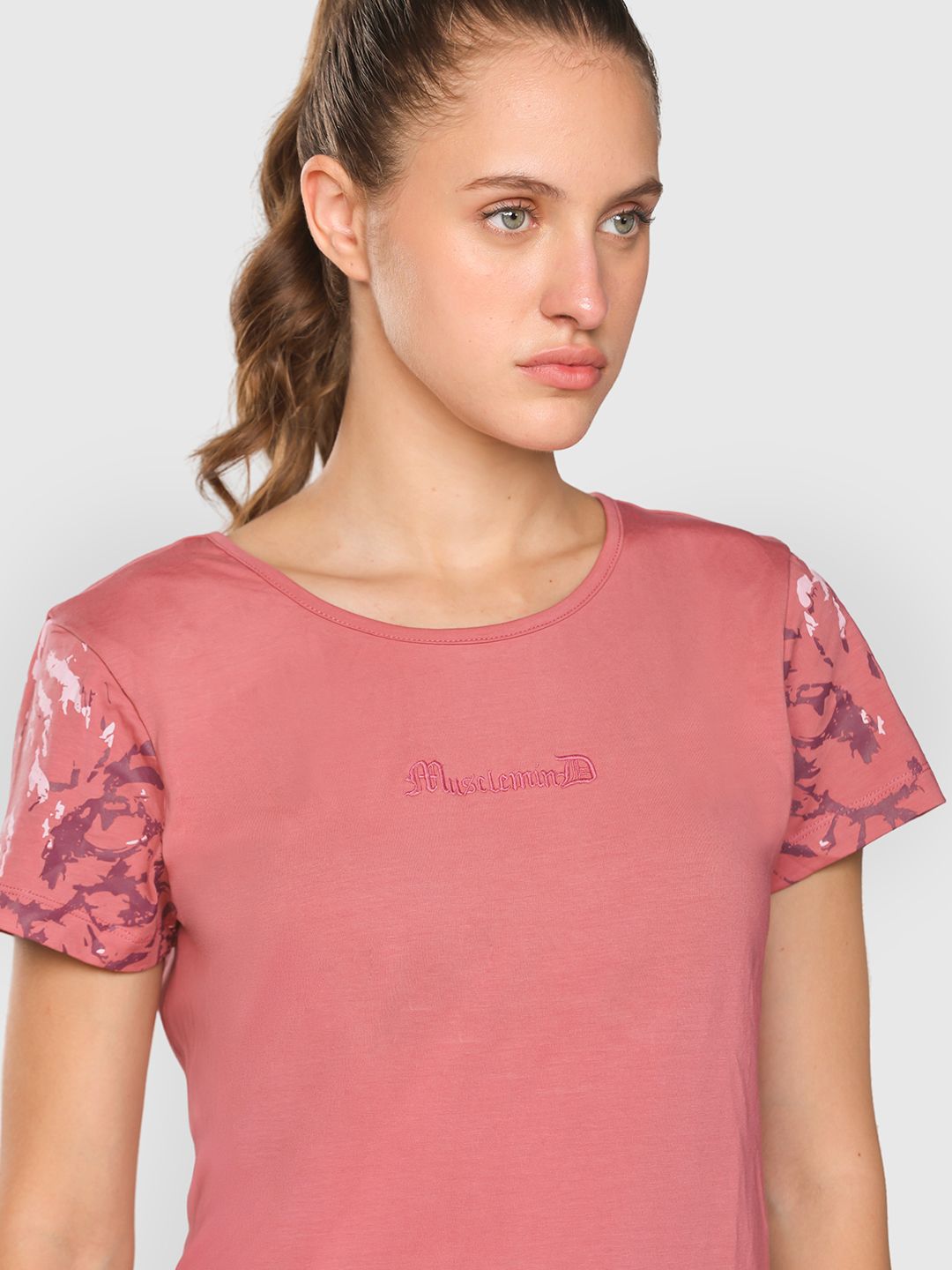 Women Abstract Printed Round Neck T-shirt