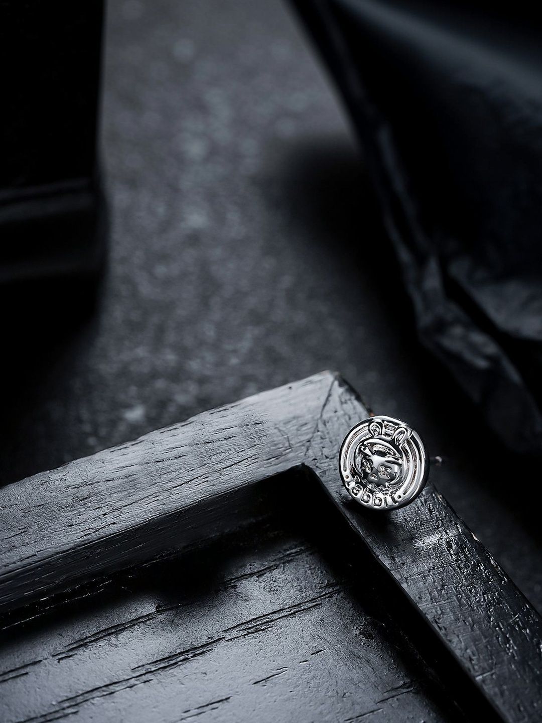 Classic Studs Earrings