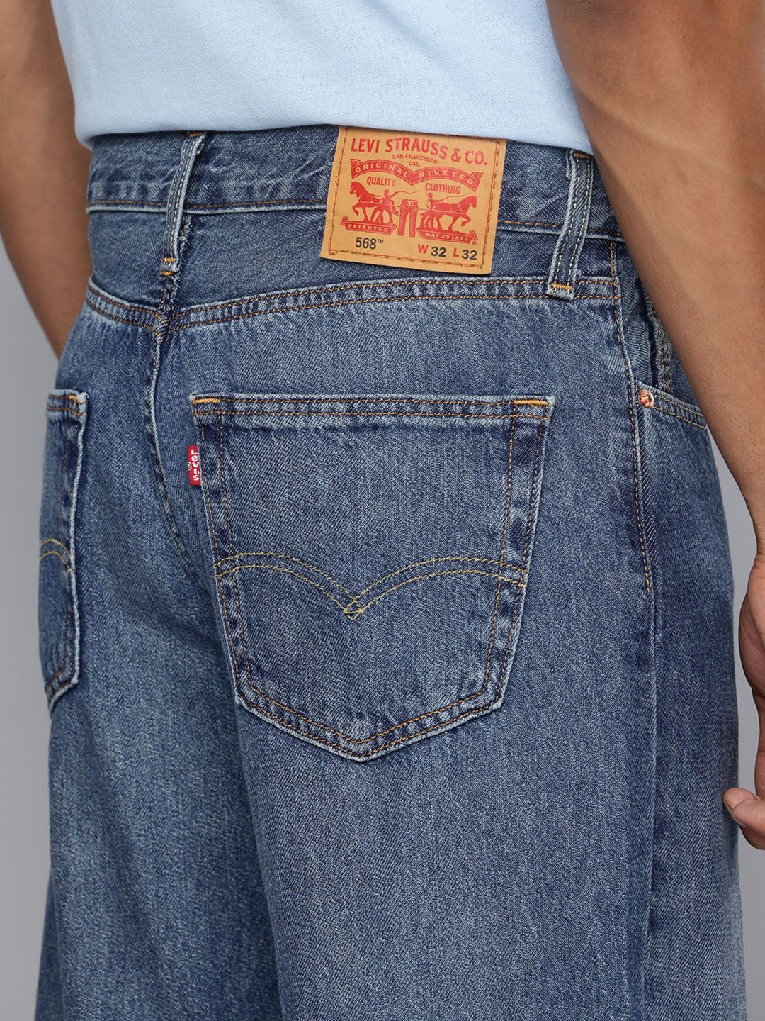 Men 568 Straight Fit Pure Cotton Jeans