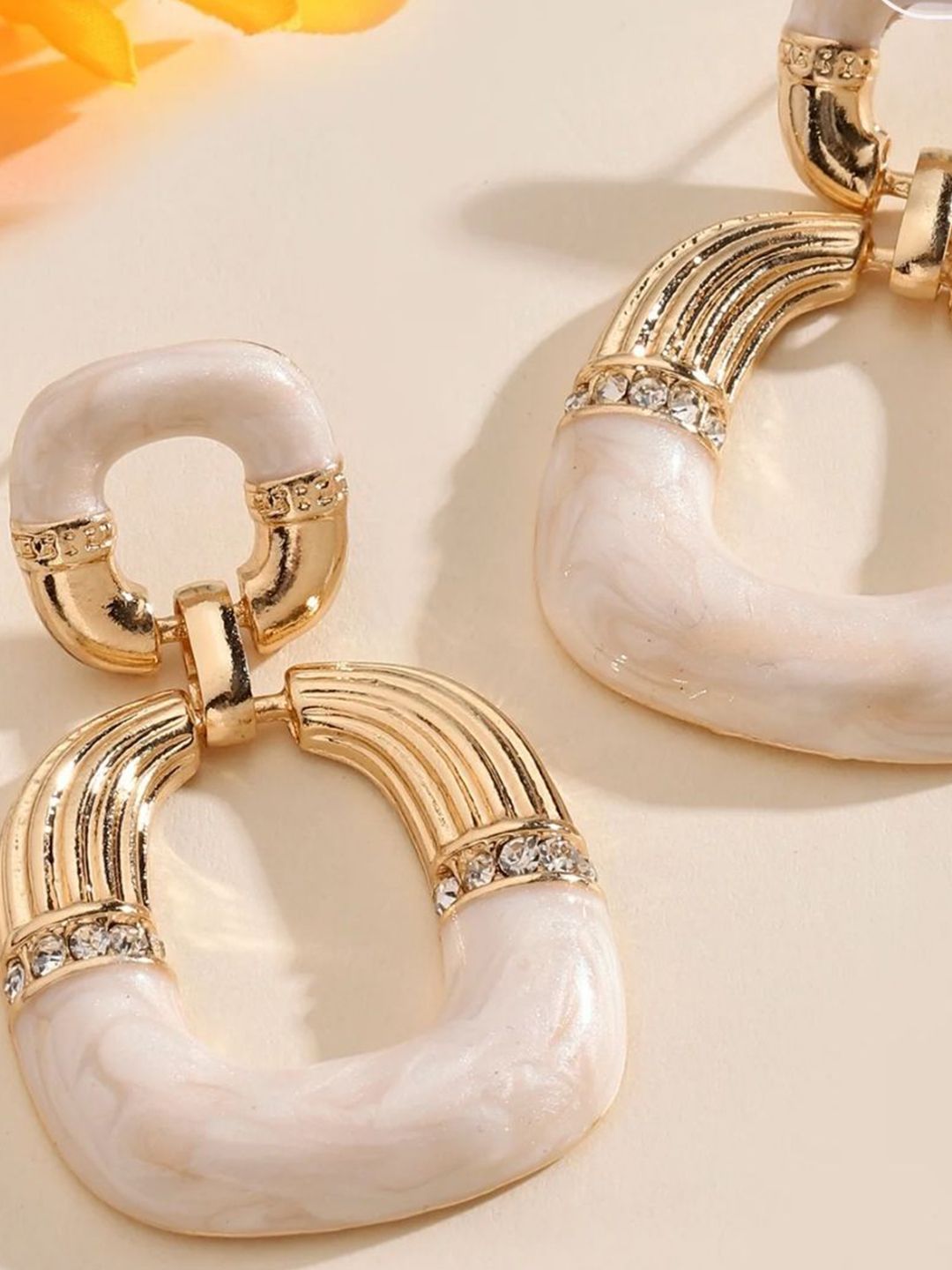SALTY Pack of 2 Women Blush Luxury Gold Earring