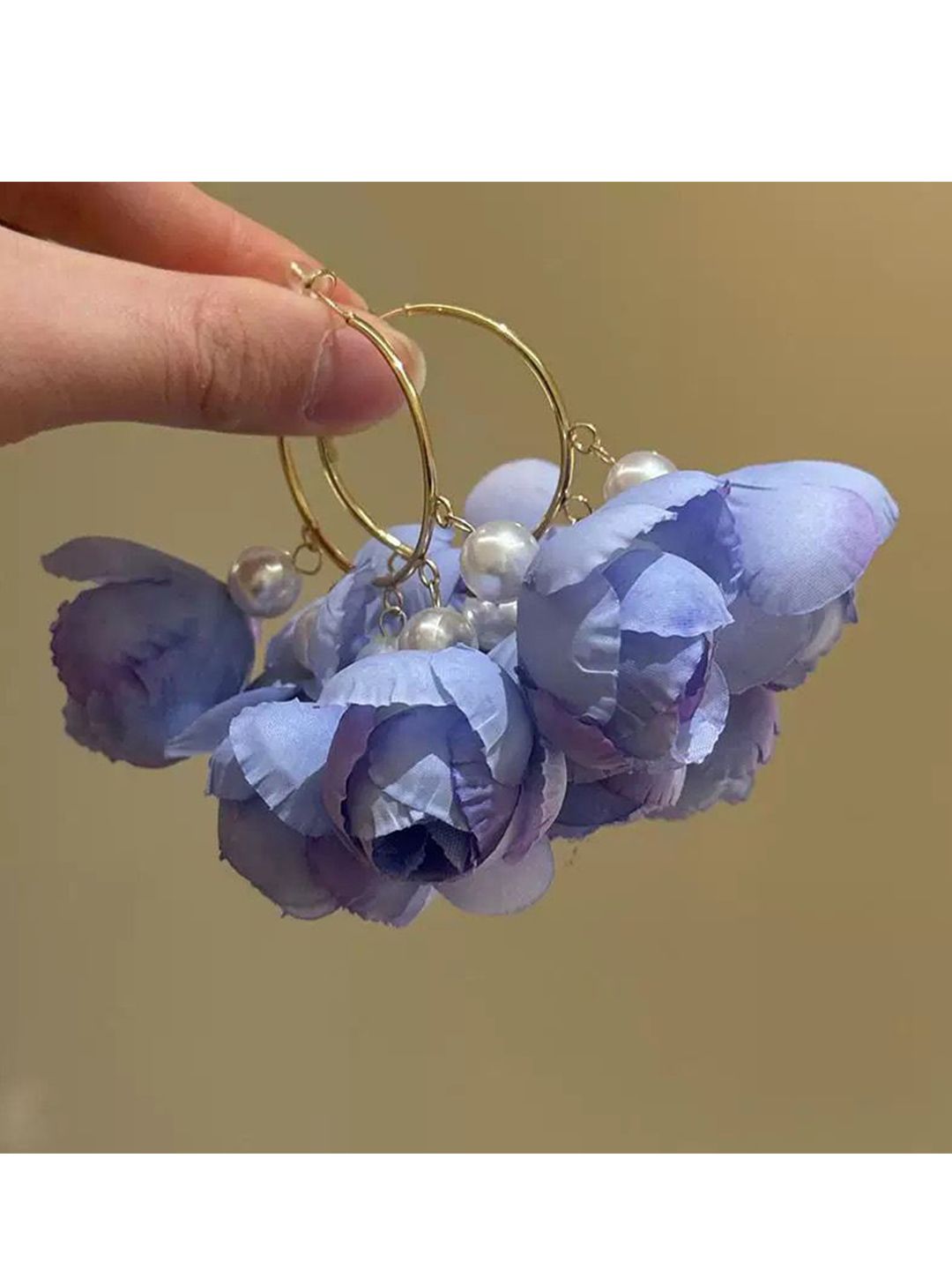 Pearls Floral Shaped Hoop Earrings