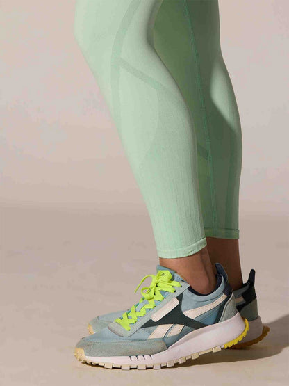 Women Mint Move Easy Leggings